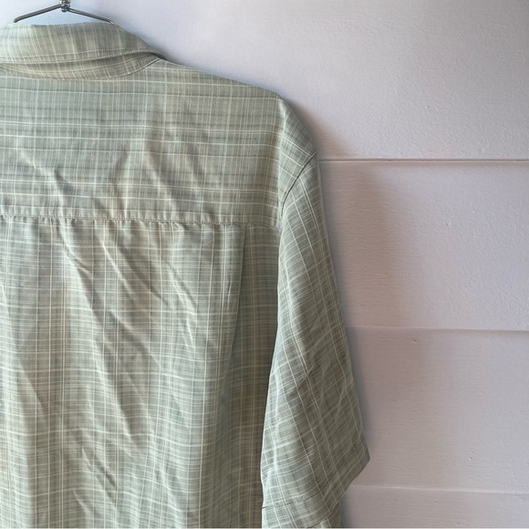 Woolrich Men's Green Plaid Shirt - Picture 12 of 16